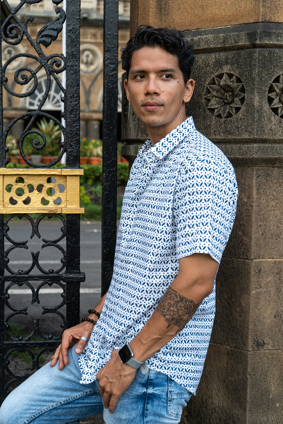 Leaf Flower Blue Slim Fit Short Sleeve Shirt