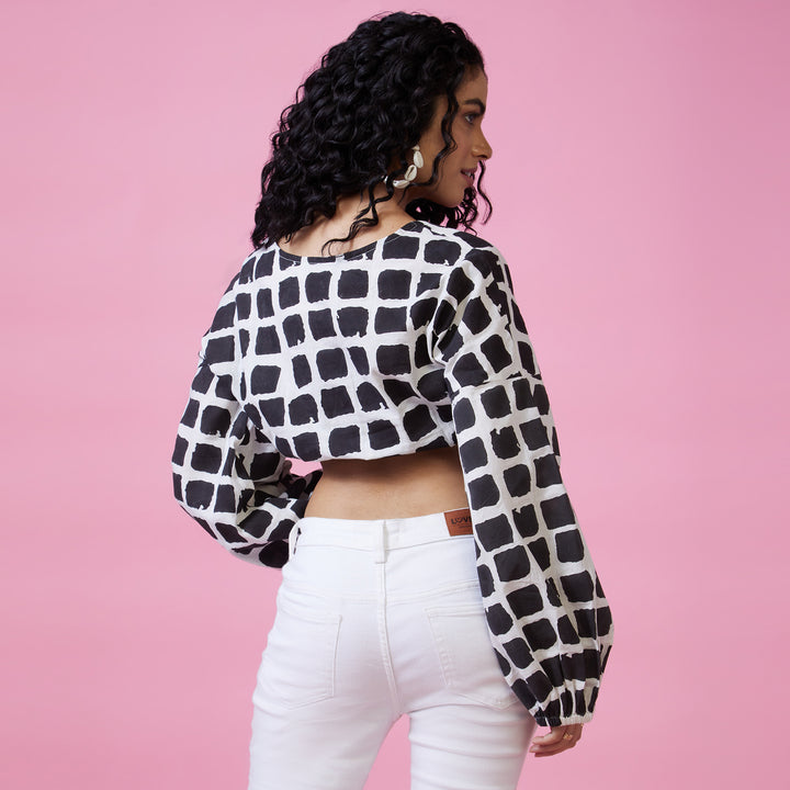Mraba Black Crop Top - thesotr.com