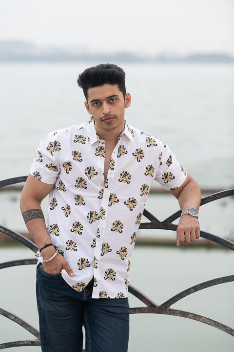Muchhad Brown Relaxed Fit Short Sleeve Shirt